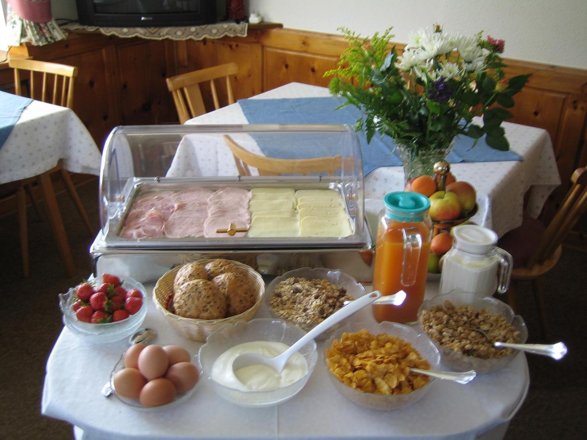 Haus Geiger Bed & Breakfast Scharnitz Dış mekan fotoğraf