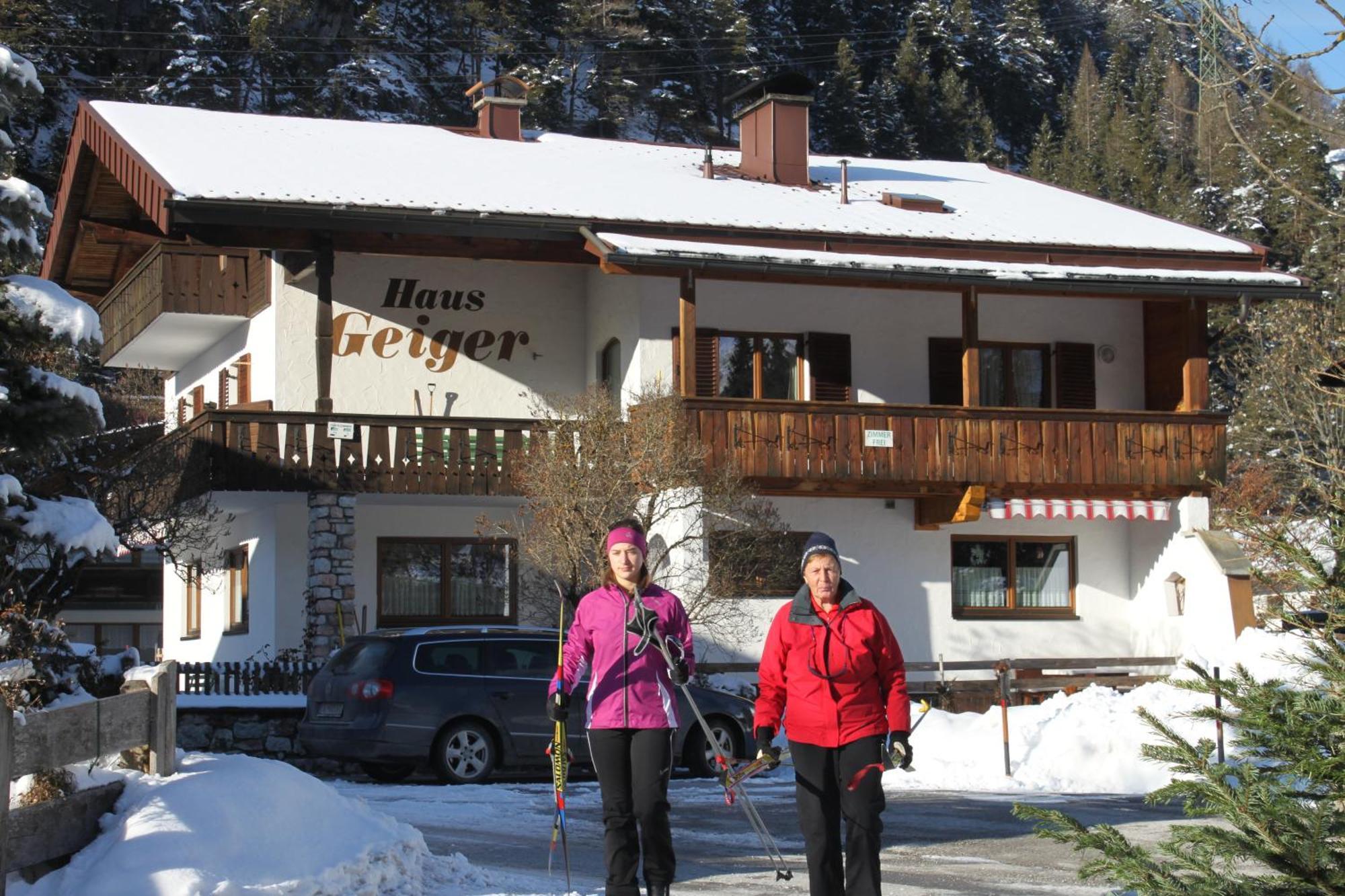 Haus Geiger Bed & Breakfast Scharnitz Dış mekan fotoğraf
