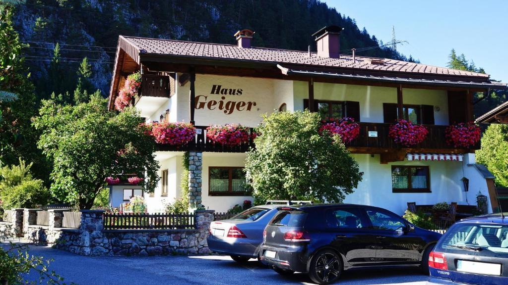 Haus Geiger Bed & Breakfast Scharnitz Dış mekan fotoğraf