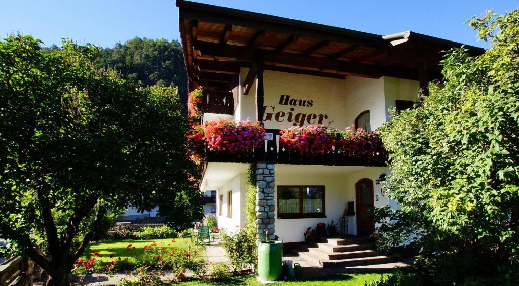 Haus Geiger Bed & Breakfast Scharnitz Dış mekan fotoğraf